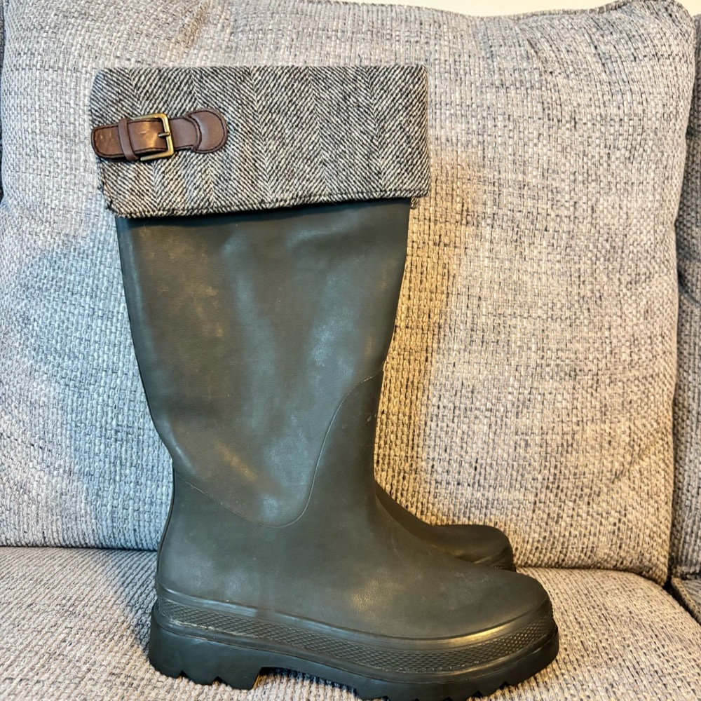 Cole Haan x Nike Air army green and brown rain boots.